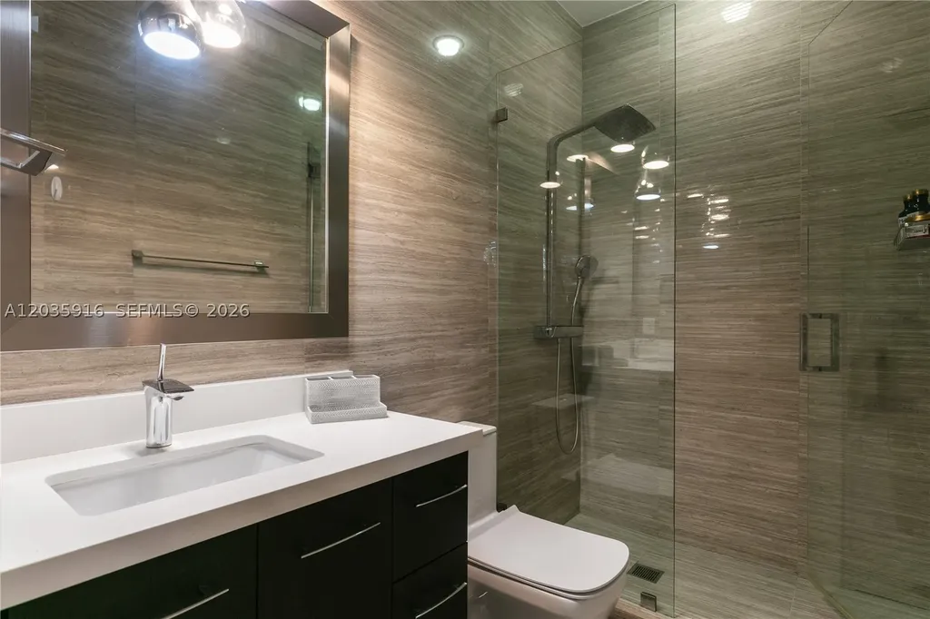 954 Sanibel Drive Hollywood FL 33019
