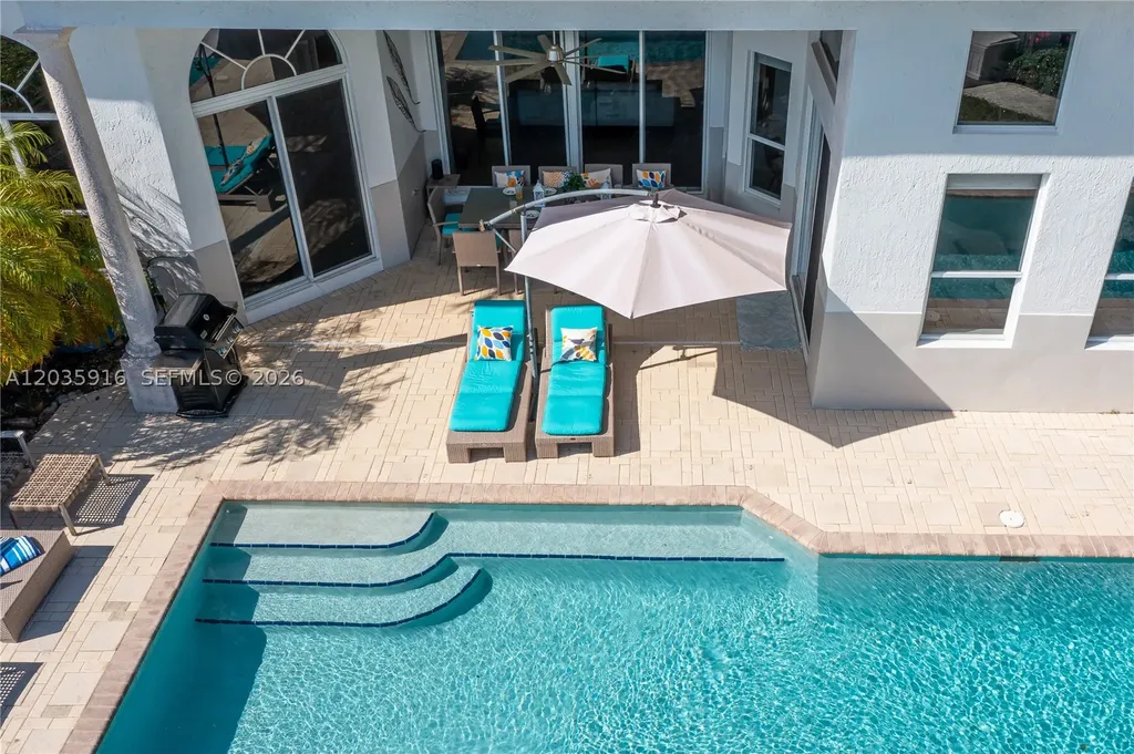 954 Sanibel Drive Hollywood FL 33019