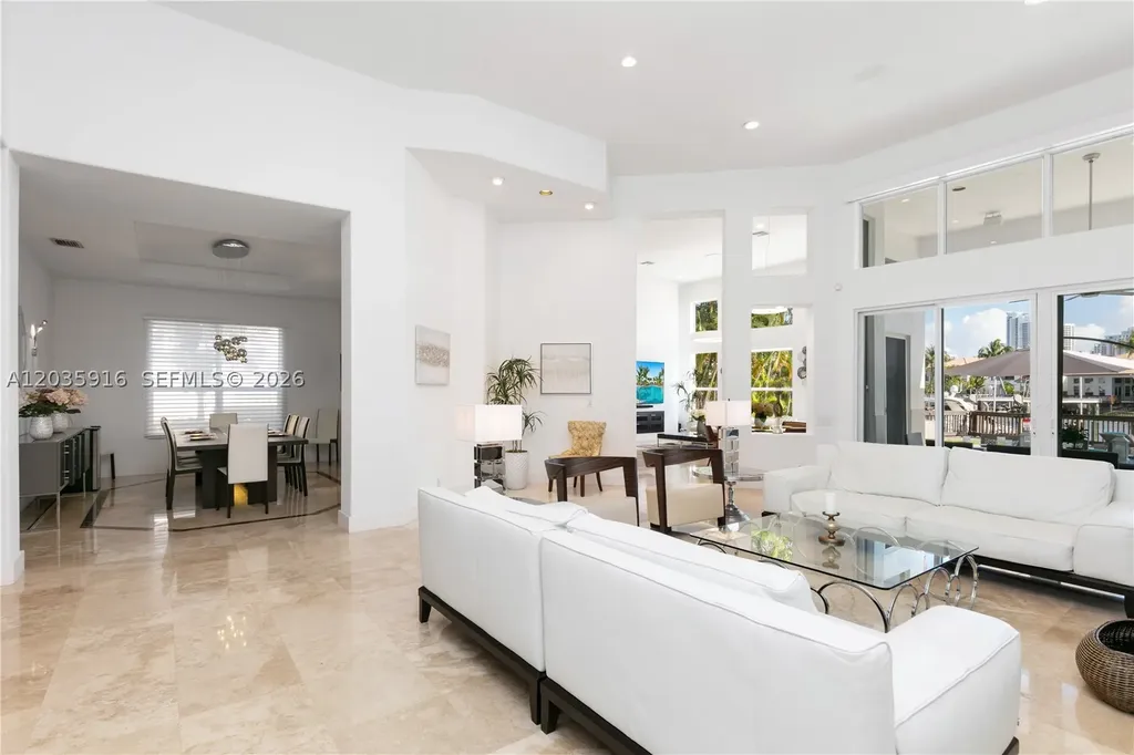 954 Sanibel Drive Hollywood FL 33019