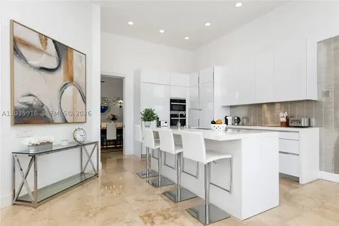 954 Sanibel Drive Hollywood FL 33019
