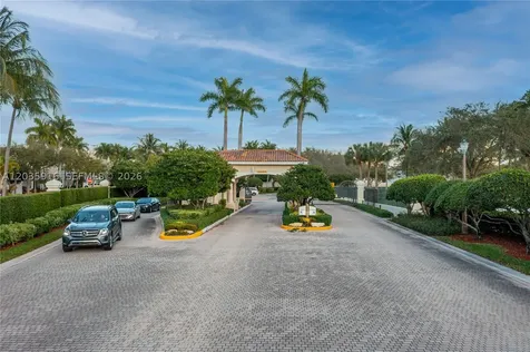 954 Sanibel Drive Hollywood FL 33019