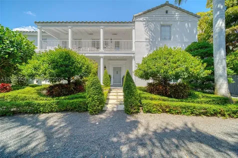 2534 Flamingo Drive Miami Beach FL 33140