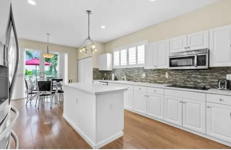 1333 SW 175th Way Pembroke Pines FL 33029