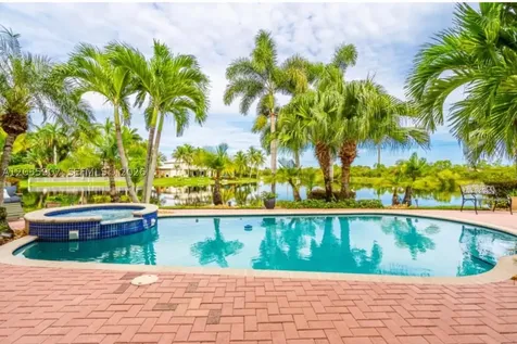 1333 SW 175th Way Pembroke Pines FL 33029
