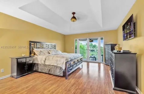 1333 SW 175th Way Pembroke Pines FL 33029