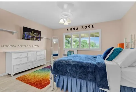 1333 SW 175th Way Pembroke Pines FL 33029