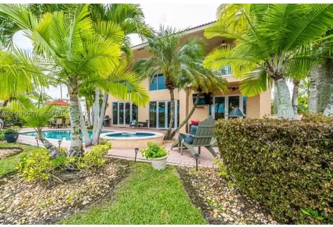 1333 SW 175th Way Pembroke Pines FL 33029