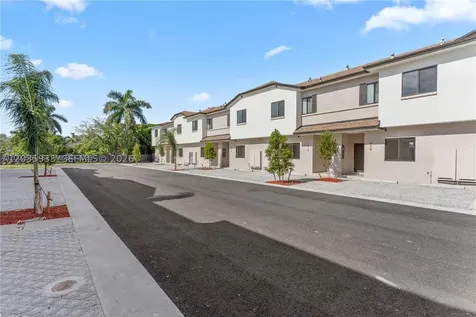 413 SW Palm Terrace Florida City FL 33034