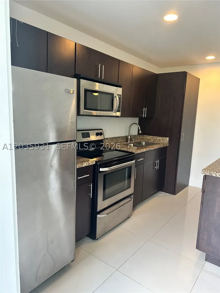 3071 SW 27th Avenue Miami FL 33133