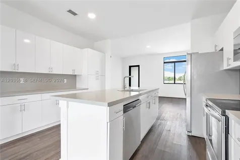 440 E 16th Street Hialeah FL 33010