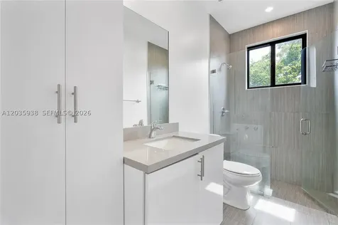 440 E 16th Street Hialeah FL 33010