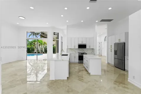 11021 Redhawk Street Plantation FL 33324
