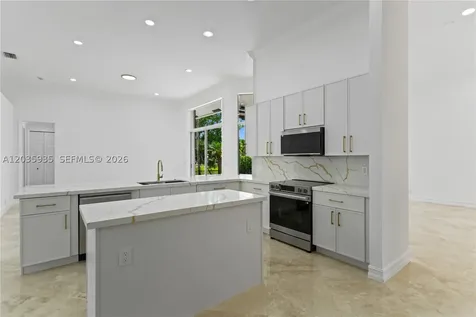 11021 Redhawk Street Plantation FL 33324