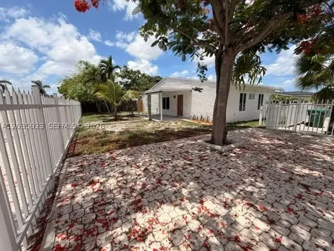 21455 NW 39th Avenue Miami Gardens FL 33055