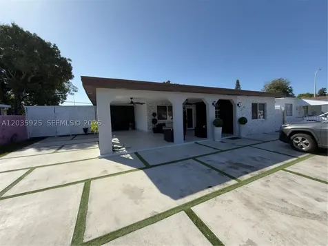 224 E 42nd Street Hialeah FL 33013