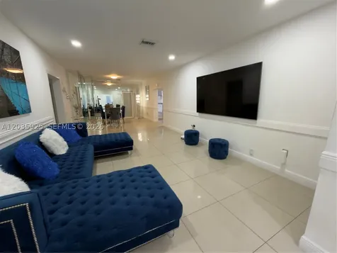224 E 42nd Street Hialeah FL 33013