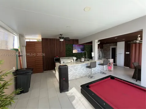 224 E 42nd Street Hialeah FL 33013