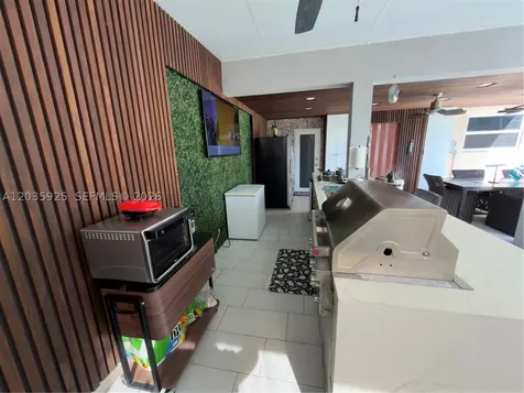 224 E 42nd Street Hialeah FL 33013