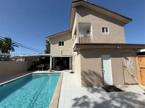 224 E 42nd Street Hialeah FL 33013