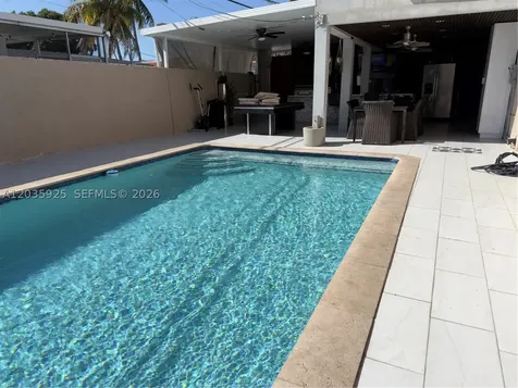 224 E 42nd Street Hialeah FL 33013