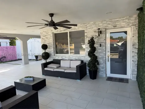 224 E 42nd Street Hialeah FL 33013