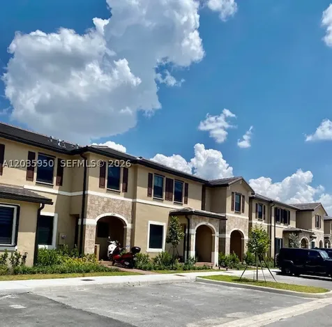 3476 W 114th Terrace Hialeah Gardens FL 33018