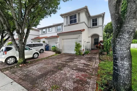 11042 NW 43rd Terrace Doral FL 33178