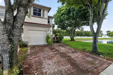 11042 NW 43rd Terrace Doral FL 33178