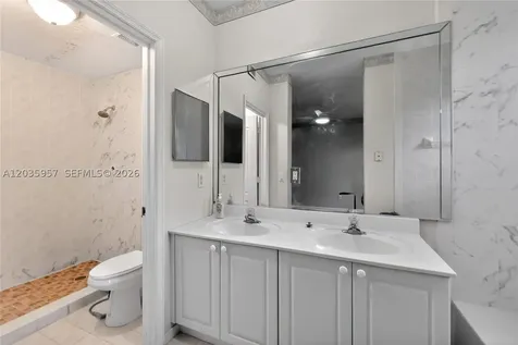 11042 NW 43rd Terrace Doral FL 33178