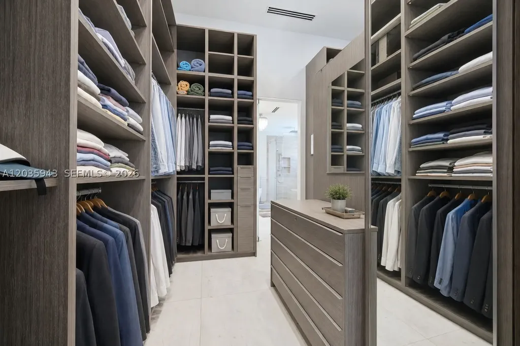 1205 Seagull Terrace Hollywood FL 33019