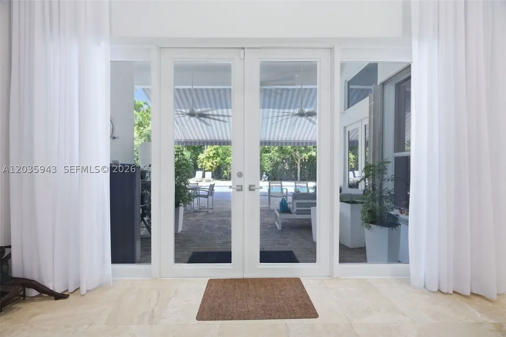 1205 Seagull Terrace Hollywood FL 33019