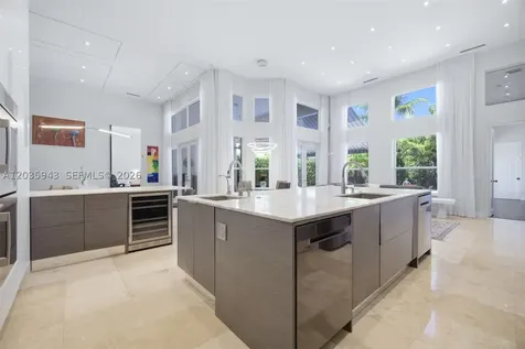 1205 Seagull Terrace Hollywood FL 33019