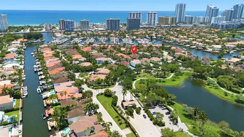 1205 Seagull Terrace Hollywood FL 33019