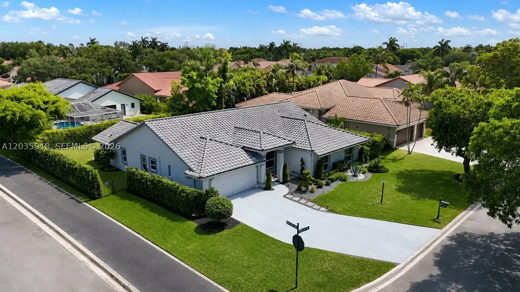 10602 NW 49th Place Coral Springs FL 33076