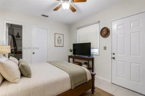 2300 NW 9th Street Miami FL 33125