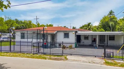 2300 NW 9th Street Miami FL 33125