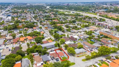 2300 NW 9th Street Miami FL 33125