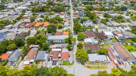2300 NW 9th Street Miami FL 33125