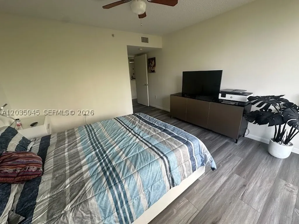520 SE 5th Avenue Fort Lauderdale FL 33301