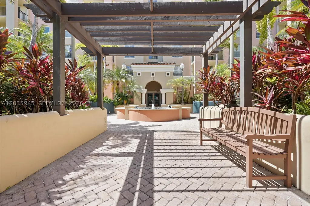 520 SE 5th Avenue Fort Lauderdale FL 33301