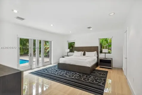 8215 SW 63rd Place Miami FL 33143