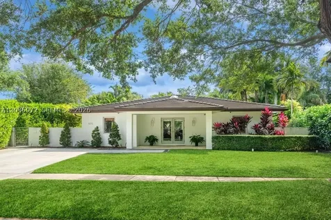 8215 SW 63rd Place Miami FL 33143