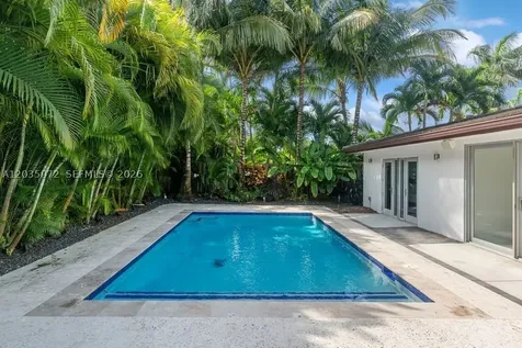 8215 SW 63rd Place Miami FL 33143