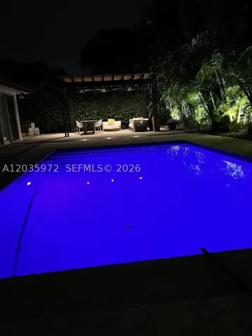 8215 SW 63rd Place Miami FL 33143