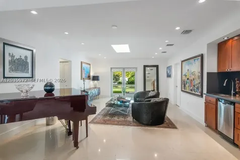 8215 SW 63rd Place Miami FL 33143