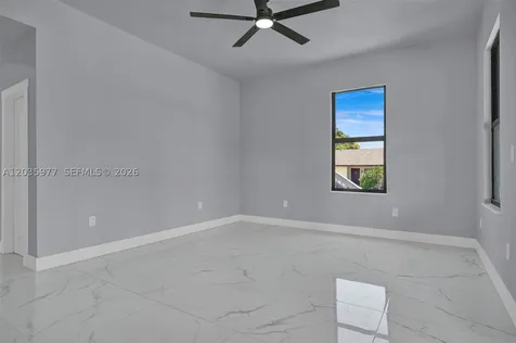 3221 Edgewood Fort Myers FL 33916