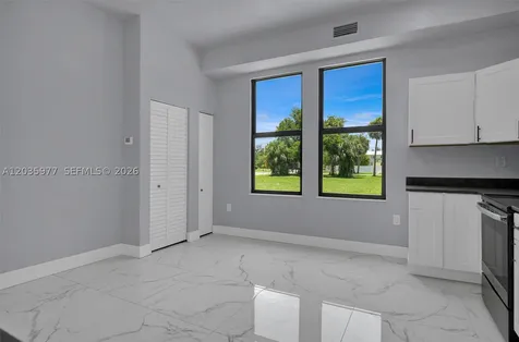 3221 Edgewood Fort Myers FL 33916
