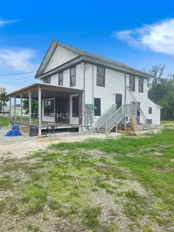 3221 Edgewood Fort Myers FL 33916