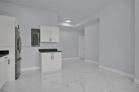 3221 Edgewood Fort Myers FL 33916