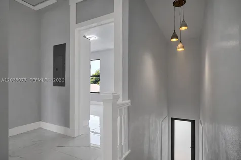 3221 Edgewood Fort Myers FL 33916
